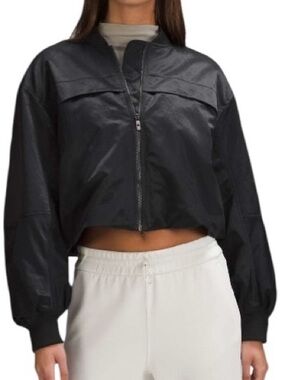 NWT NEW Size 14 Lululemon Insulated Ruched Bomber Jacket Black